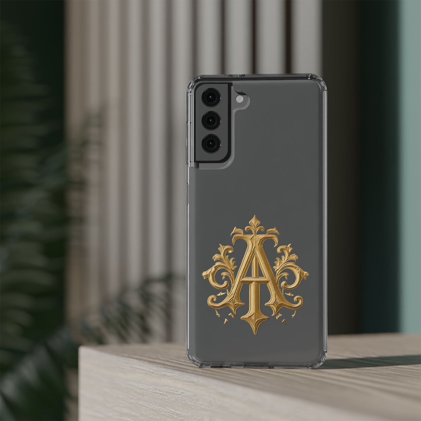 Personalized Clear Phone Case with Elegant Gold Initial Design
