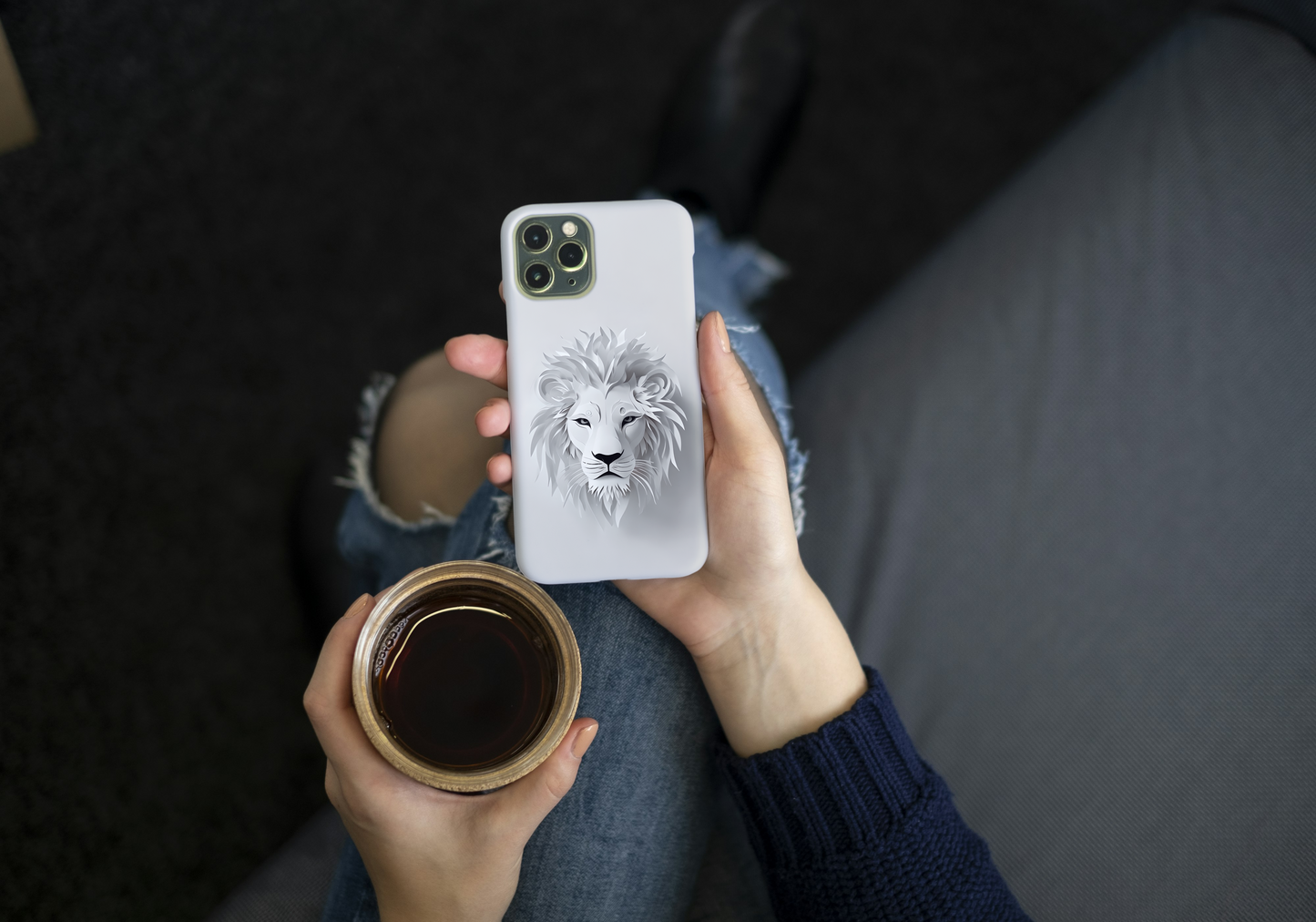 Majestic Intricate Lion Face Magnetic Tough Case