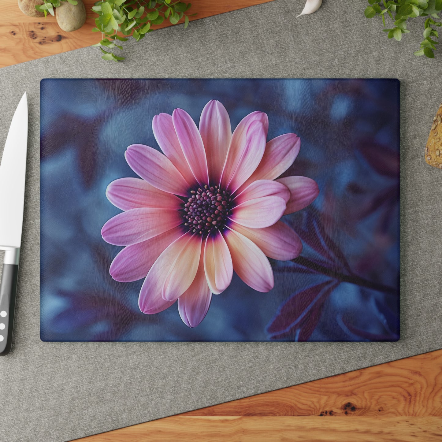 Floral Glass Cutting Board – Elegant Kitchen Decor for Home Chefs