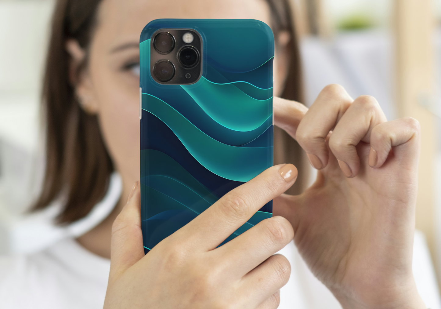 Wave Pattern Magnetic Tough Case - Stylish Protection for Your Phone